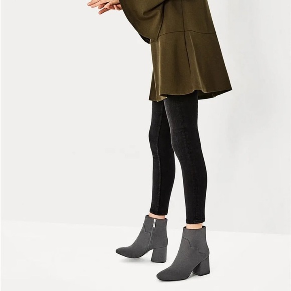 Zara Grey Block Heel Ankle Bloggers Favorite Boots Size 35 Us 5 - Picture 1 of 14